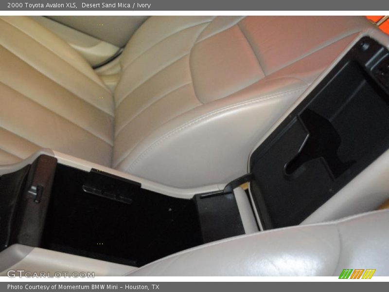 Desert Sand Mica / Ivory 2000 Toyota Avalon XLS