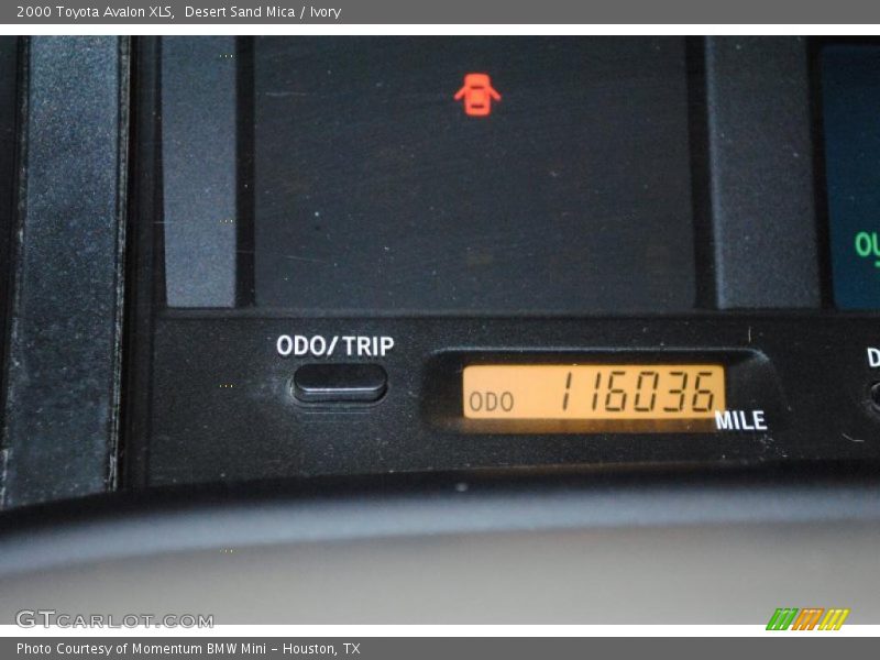 Desert Sand Mica / Ivory 2000 Toyota Avalon XLS