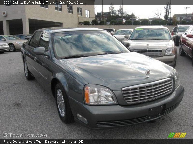 Thunder Gray / Dark Gray 2004 Cadillac DeVille Sedan