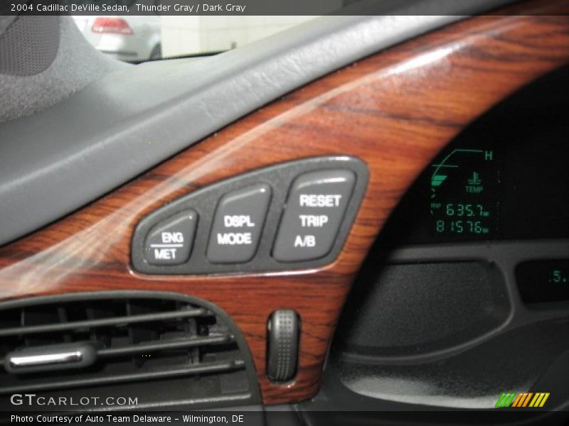 Controls of 2004 DeVille Sedan