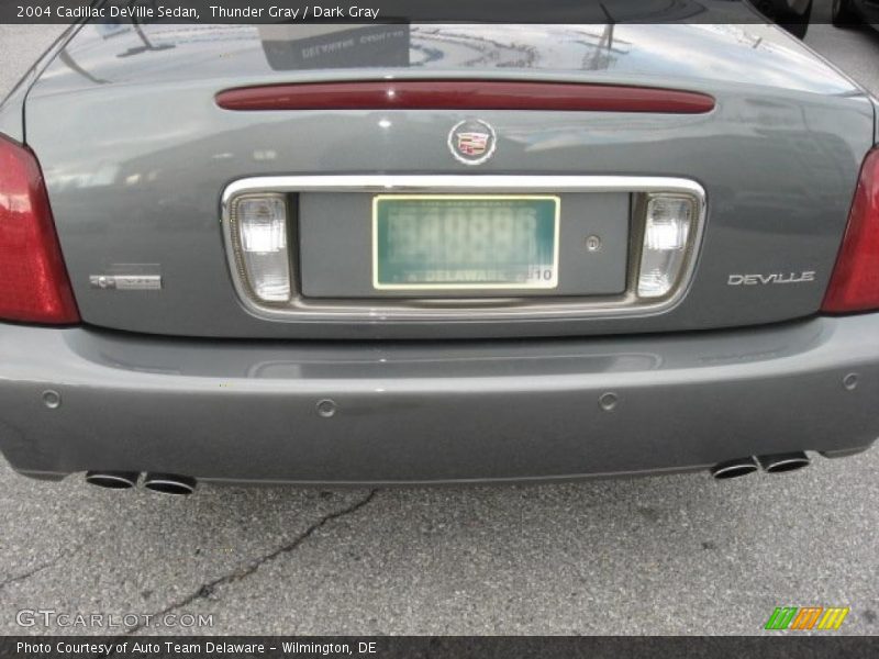 Thunder Gray / Dark Gray 2004 Cadillac DeVille Sedan