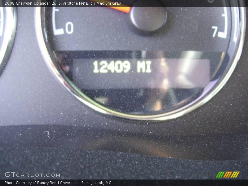Silverstone Metallic / Medium Gray 2008 Chevrolet Uplander LS