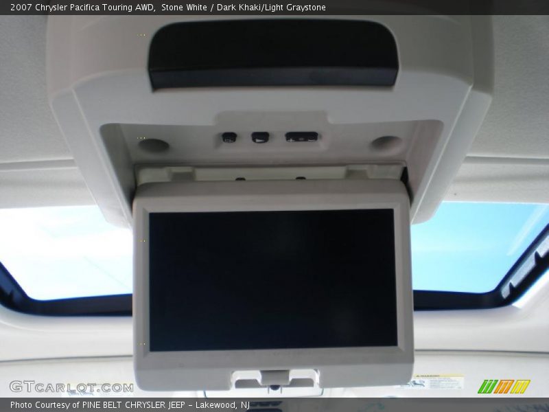Stone White / Dark Khaki/Light Graystone 2007 Chrysler Pacifica Touring AWD