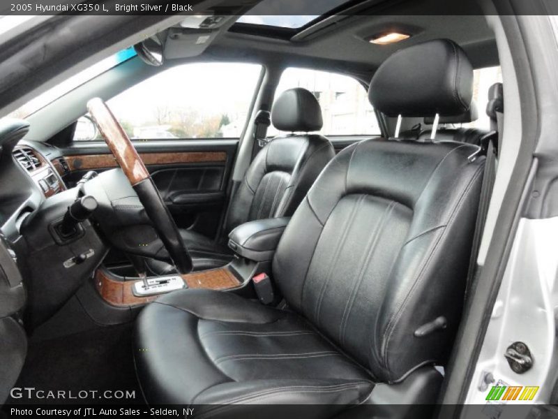 Bright Silver / Black 2005 Hyundai XG350 L