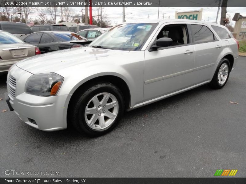 Bright Silver Metallic / Dark Slate Gray/Light Slate Gray 2006 Dodge Magnum SXT