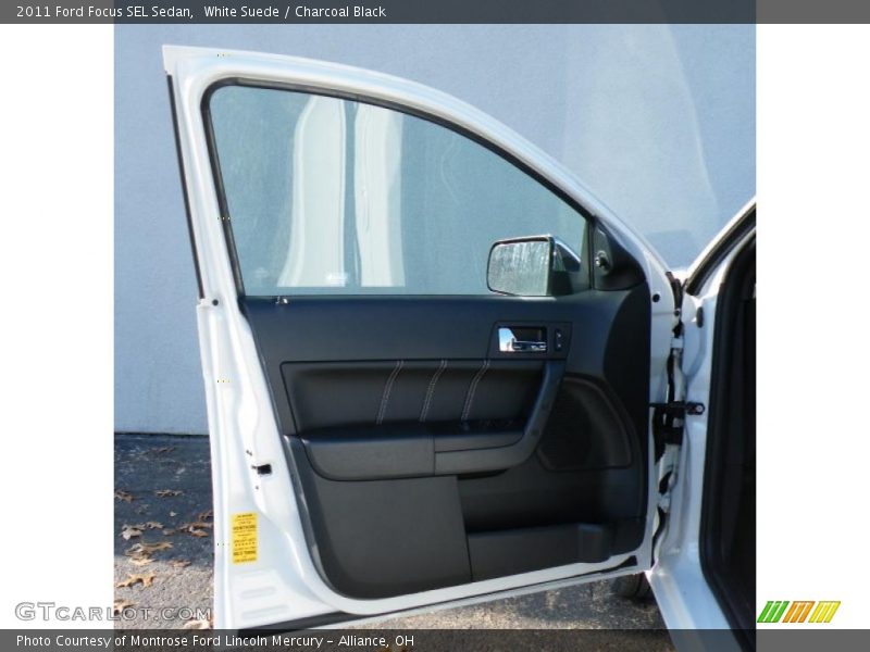 White Suede / Charcoal Black 2011 Ford Focus SEL Sedan