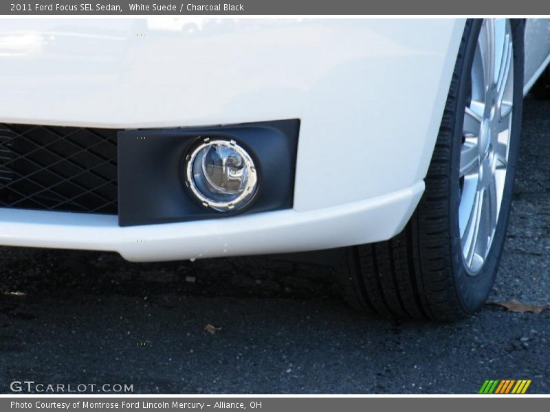White Suede / Charcoal Black 2011 Ford Focus SEL Sedan