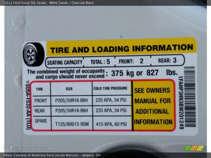 White Suede / Charcoal Black 2011 Ford Focus SEL Sedan