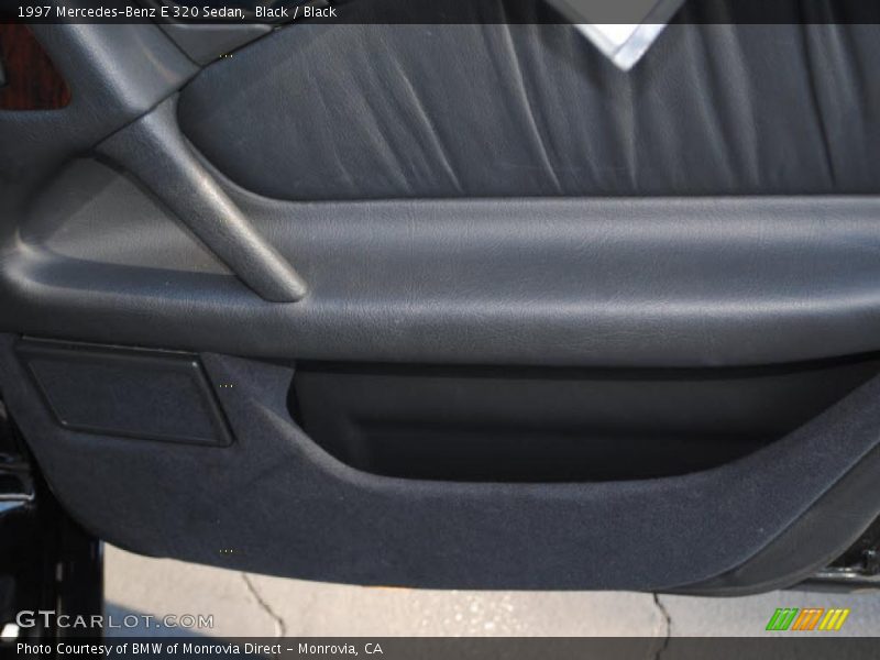 Black / Black 1997 Mercedes-Benz E 320 Sedan