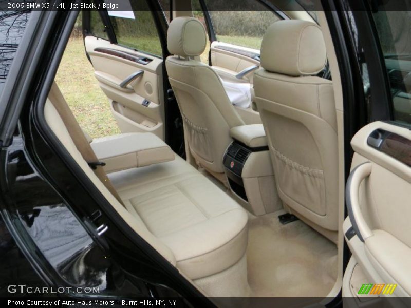 Jet Black / Beige 2006 BMW X5 4.4i
