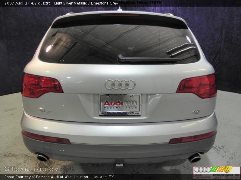 Light Silver Metallic / Limestone Grey 2007 Audi Q7 4.2 quattro