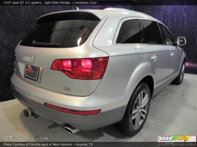 Light Silver Metallic / Limestone Grey 2007 Audi Q7 4.2 quattro