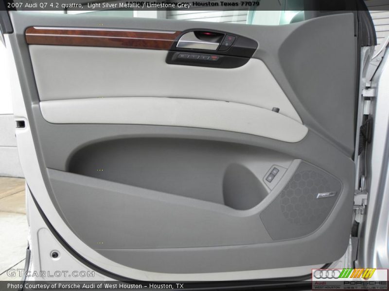 Light Silver Metallic / Limestone Grey 2007 Audi Q7 4.2 quattro