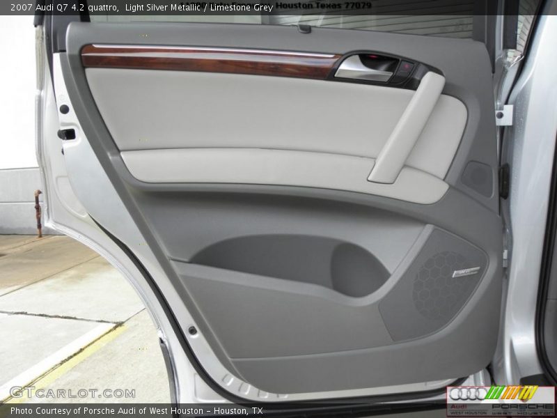 Light Silver Metallic / Limestone Grey 2007 Audi Q7 4.2 quattro