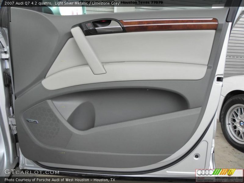 Light Silver Metallic / Limestone Grey 2007 Audi Q7 4.2 quattro