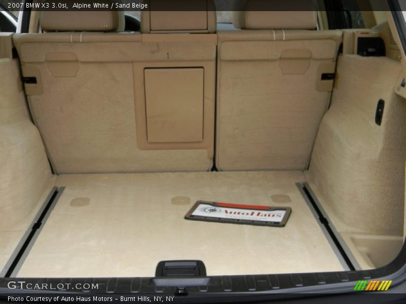  2007 X3 3.0si Trunk