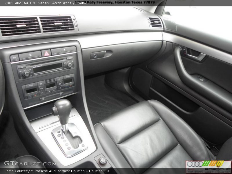 Arctic White / Ebony 2005 Audi A4 1.8T Sedan