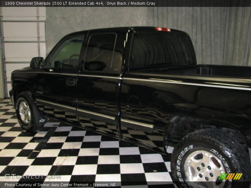 Onyx Black / Medium Gray 1999 Chevrolet Silverado 1500 LT Extended Cab 4x4