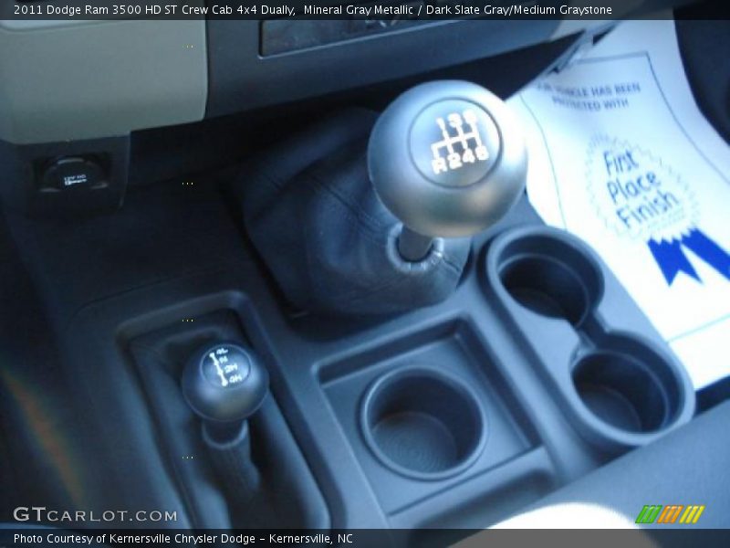  2011 Ram 3500 HD ST Crew Cab 4x4 Dually 6 Speed Manual Shifter