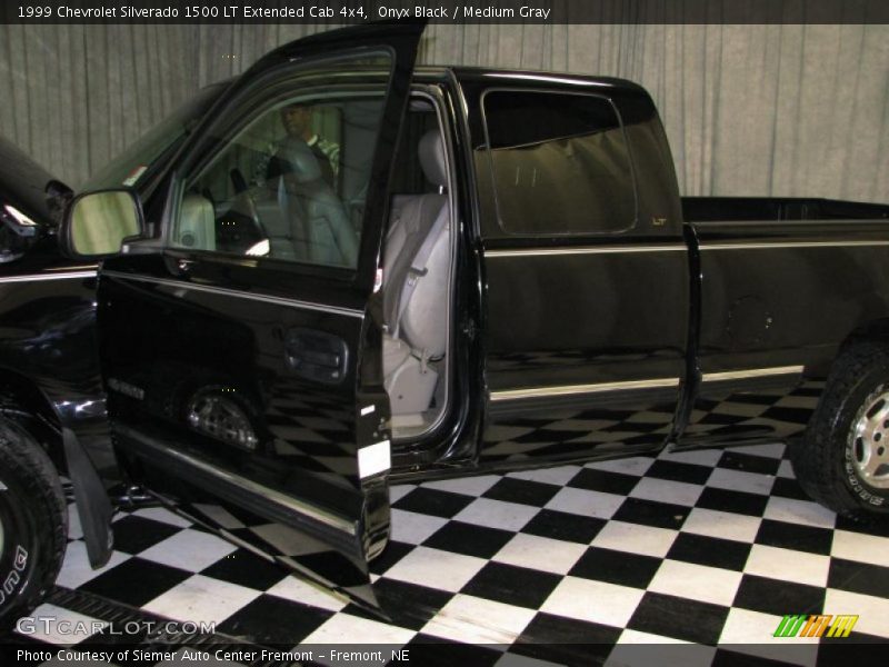 Onyx Black / Medium Gray 1999 Chevrolet Silverado 1500 LT Extended Cab 4x4