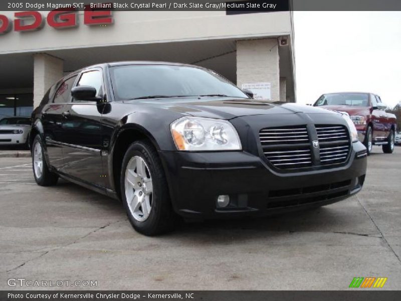 Brilliant Black Crystal Pearl / Dark Slate Gray/Medium Slate Gray 2005 Dodge Magnum SXT