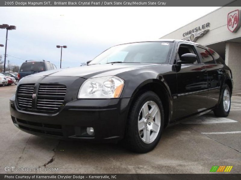 Brilliant Black Crystal Pearl / Dark Slate Gray/Medium Slate Gray 2005 Dodge Magnum SXT