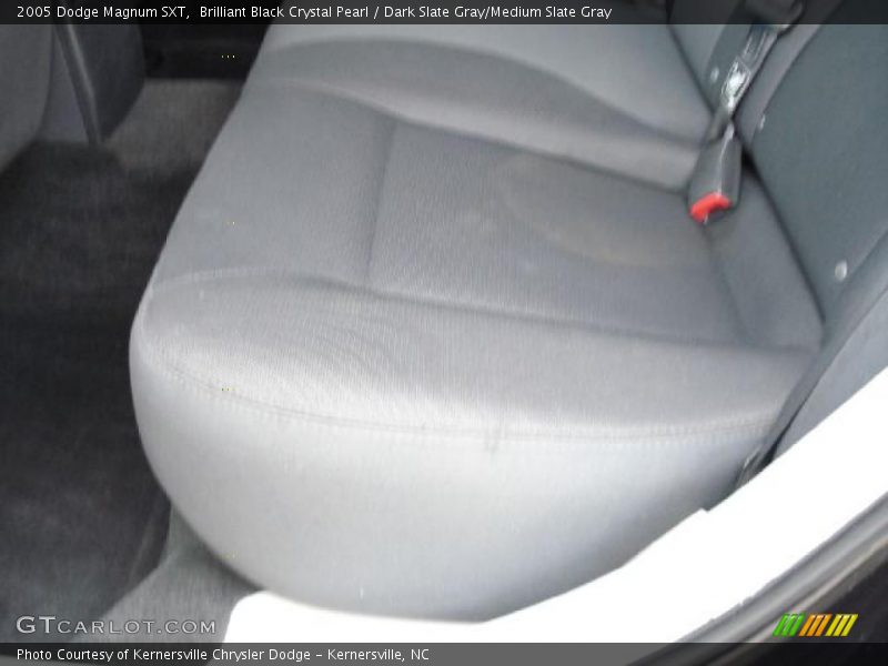 Brilliant Black Crystal Pearl / Dark Slate Gray/Medium Slate Gray 2005 Dodge Magnum SXT