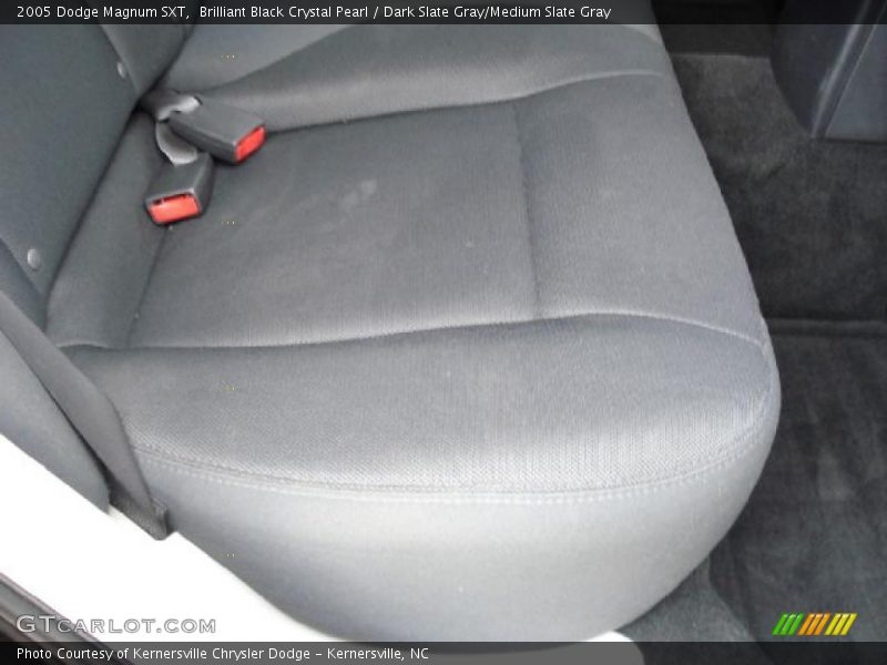 Brilliant Black Crystal Pearl / Dark Slate Gray/Medium Slate Gray 2005 Dodge Magnum SXT