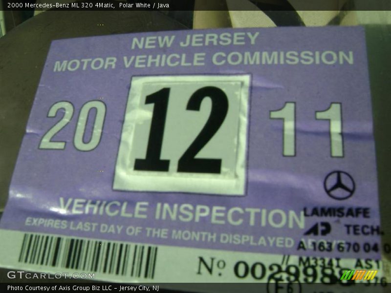 Polar White / Java 2000 Mercedes-Benz ML 320 4Matic