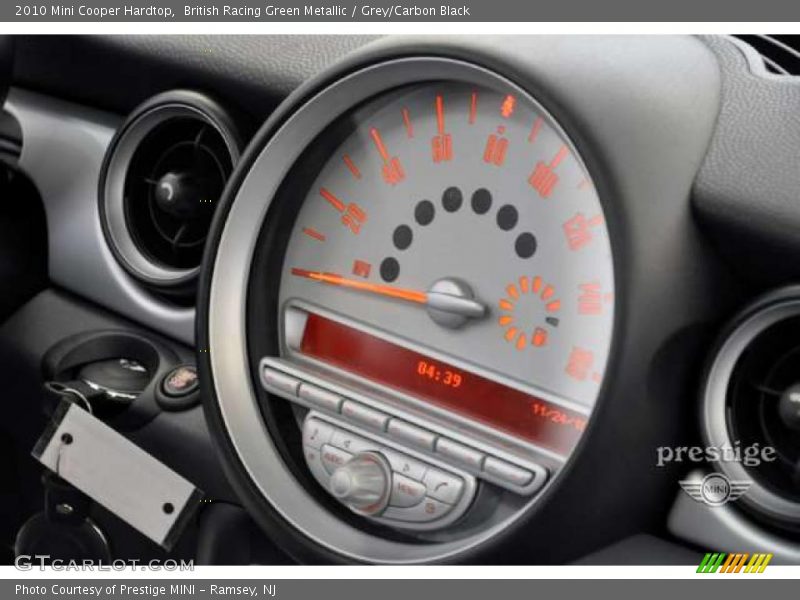 British Racing Green Metallic / Grey/Carbon Black 2010 Mini Cooper Hardtop