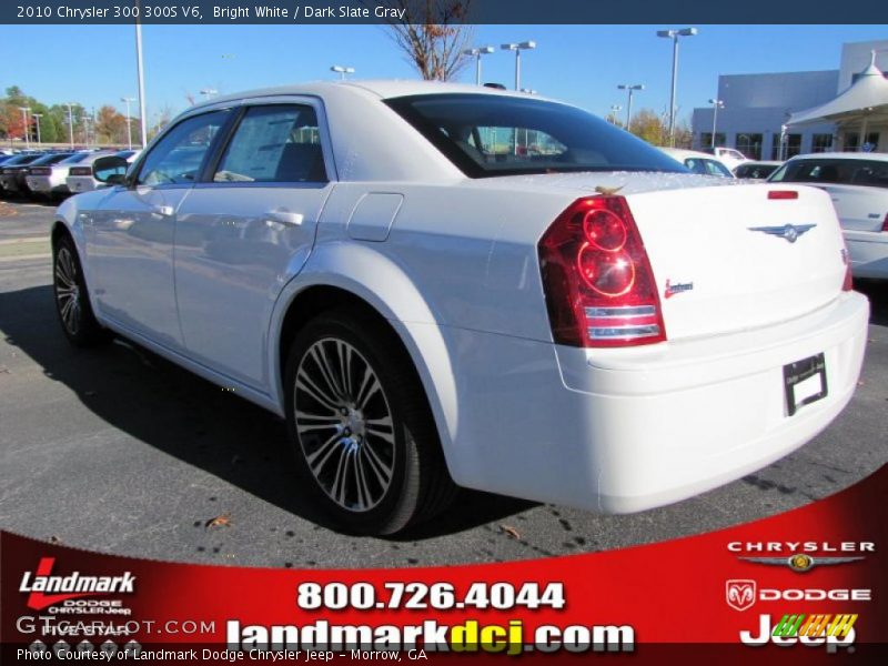 Bright White / Dark Slate Gray 2010 Chrysler 300 300S V6