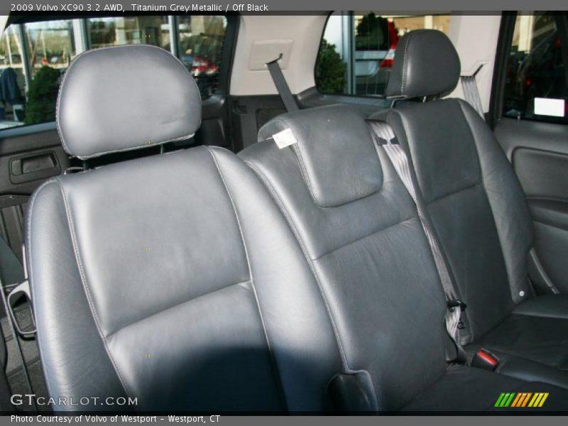 Titanium Grey Metallic / Off Black 2009 Volvo XC90 3.2 AWD