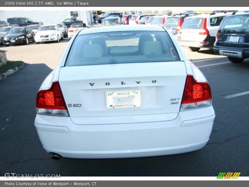 Ice White / Taupe 2009 Volvo S60 2.5T AWD