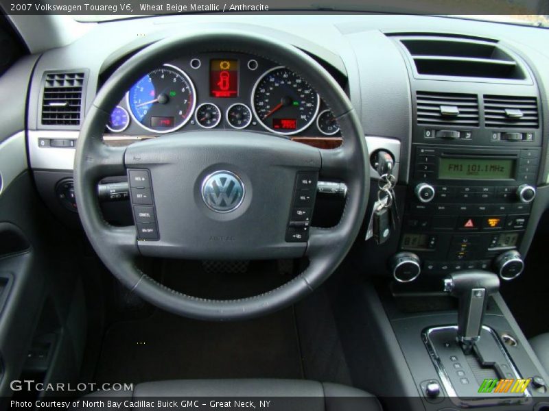 Wheat Beige Metallic / Anthracite 2007 Volkswagen Touareg V6