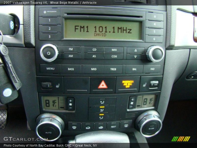 Wheat Beige Metallic / Anthracite 2007 Volkswagen Touareg V6