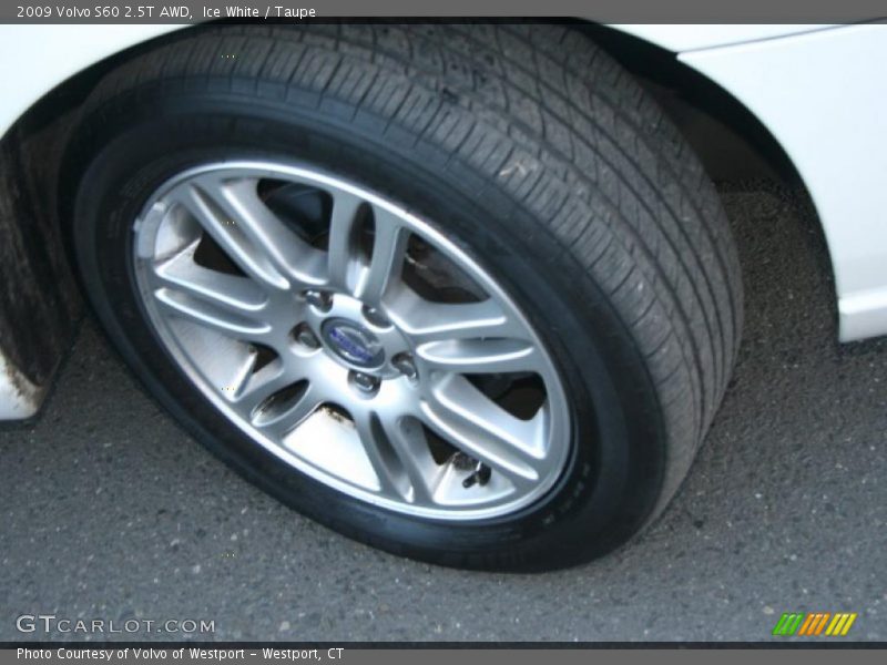 Ice White / Taupe 2009 Volvo S60 2.5T AWD