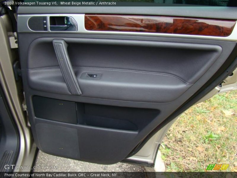 Wheat Beige Metallic / Anthracite 2007 Volkswagen Touareg V6