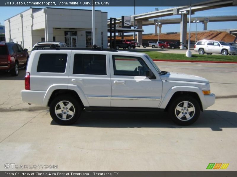 Stone White / Dark Slate Gray 2010 Jeep Commander Sport