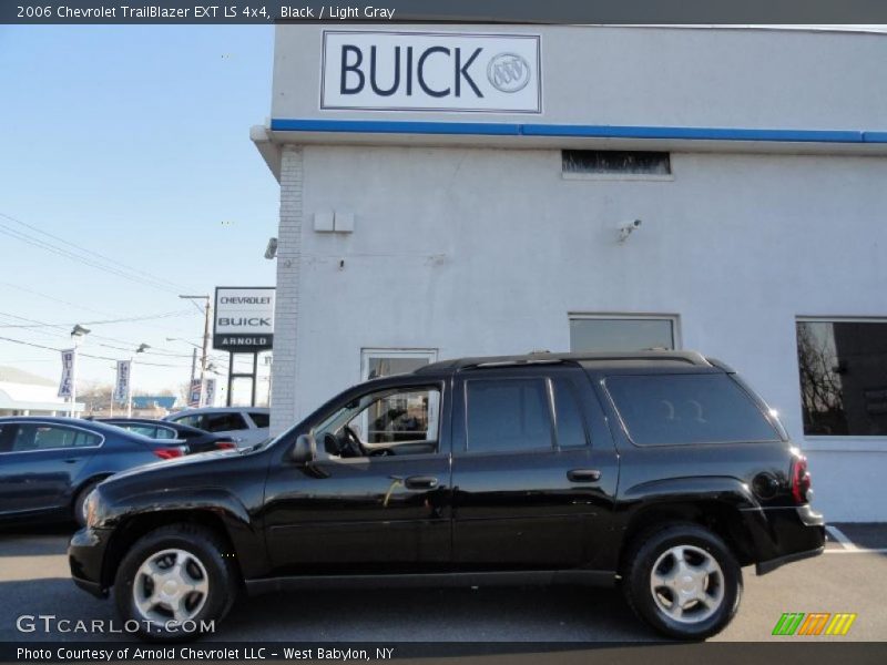Black / Light Gray 2006 Chevrolet TrailBlazer EXT LS 4x4