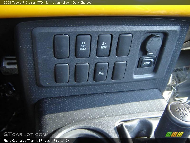 Sun Fusion Yellow / Dark Charcoal 2008 Toyota FJ Cruiser 4WD