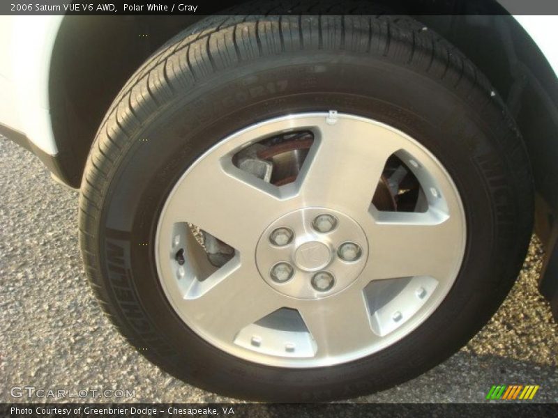 Polar White / Gray 2006 Saturn VUE V6 AWD