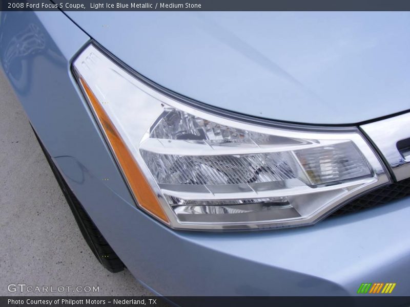 Light Ice Blue Metallic / Medium Stone 2008 Ford Focus S Coupe