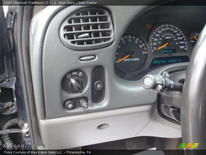 Onyx Black / Dark Pewter 2002 Chevrolet TrailBlazer LT 4x4