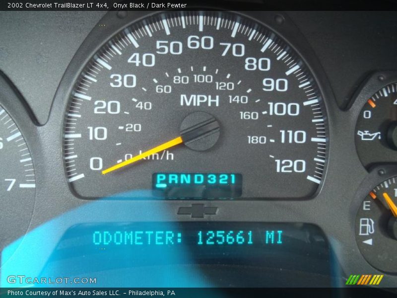 Onyx Black / Dark Pewter 2002 Chevrolet TrailBlazer LT 4x4