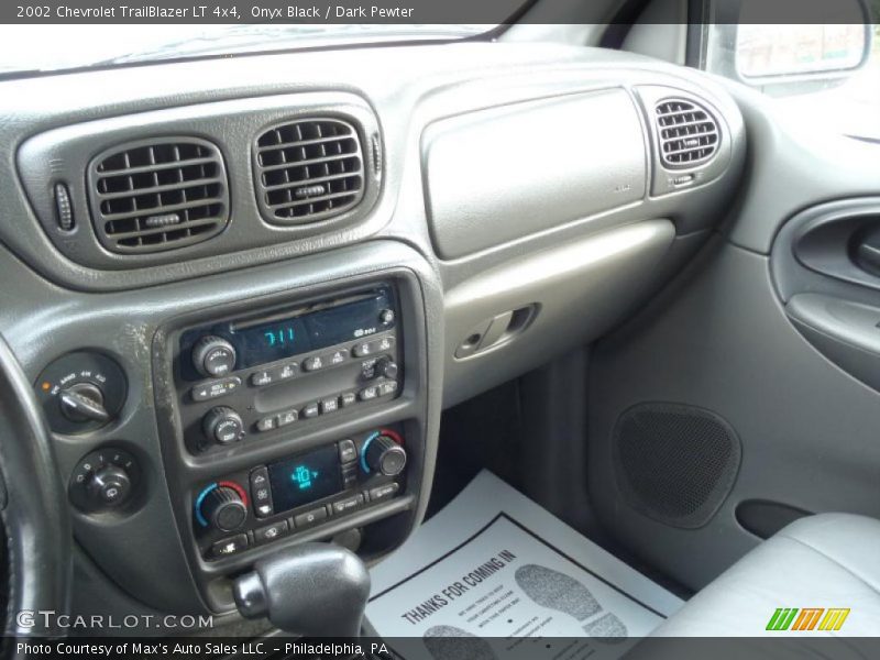 Onyx Black / Dark Pewter 2002 Chevrolet TrailBlazer LT 4x4