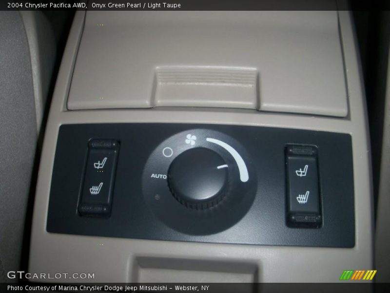 Onyx Green Pearl / Light Taupe 2004 Chrysler Pacifica AWD