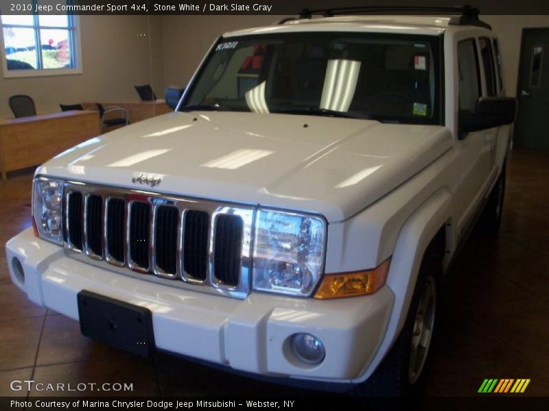 Stone White / Dark Slate Gray 2010 Jeep Commander Sport 4x4