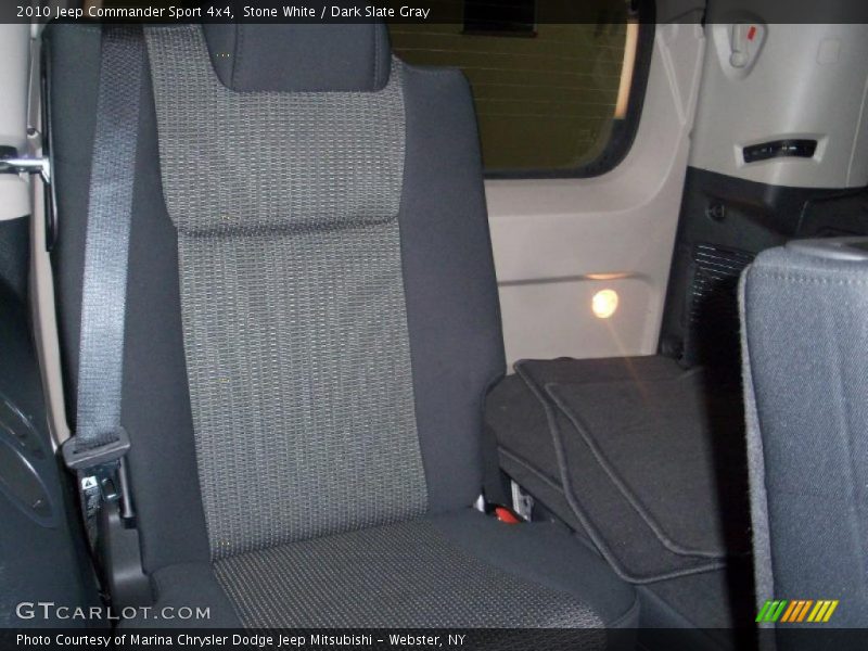 Stone White / Dark Slate Gray 2010 Jeep Commander Sport 4x4
