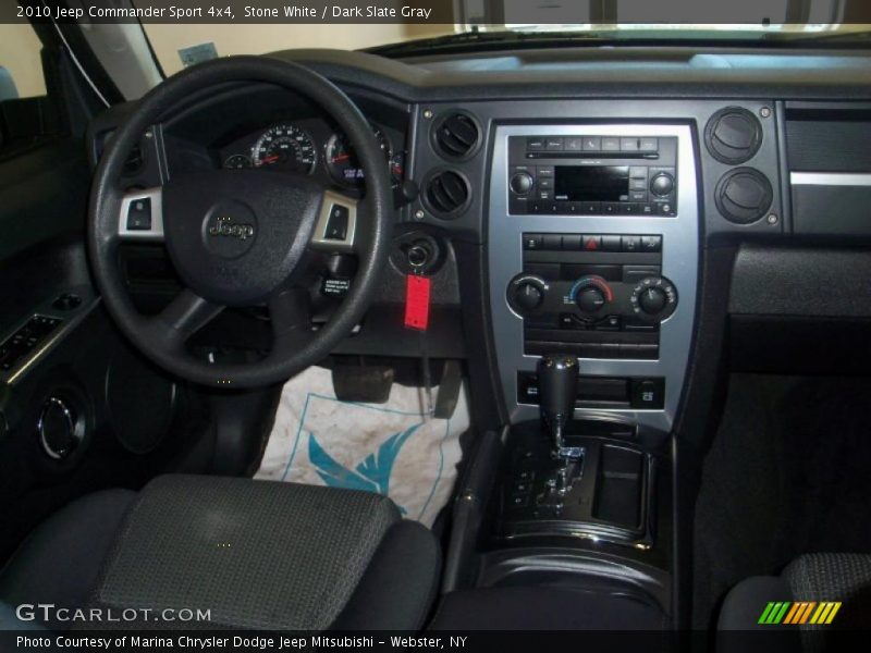 Stone White / Dark Slate Gray 2010 Jeep Commander Sport 4x4