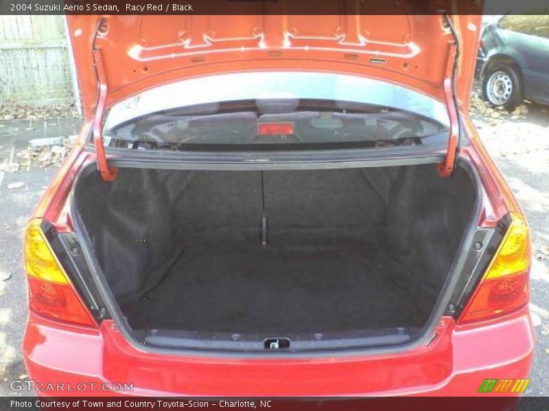  2004 Aerio S Sedan Trunk